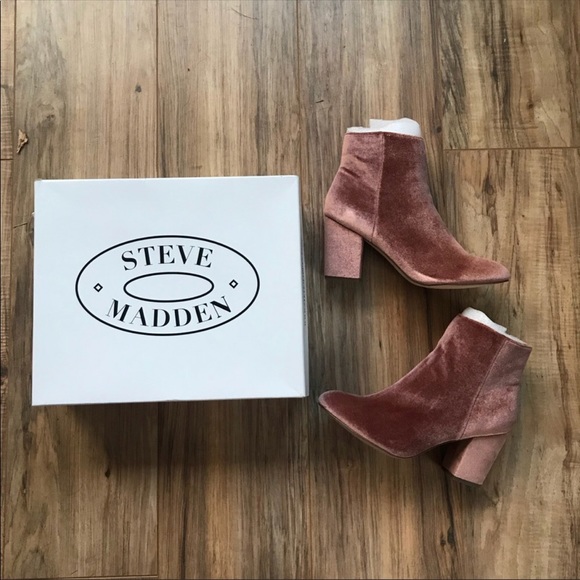 Steve Madden Ankle Booties | Velvet | Pink/Mauve | - Picture 2 of 6